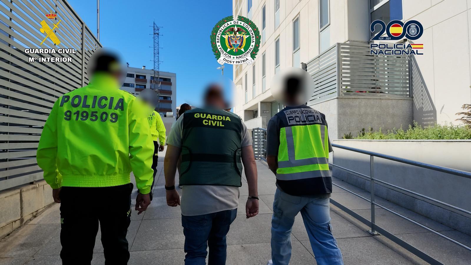 Police agents during the arrest operation