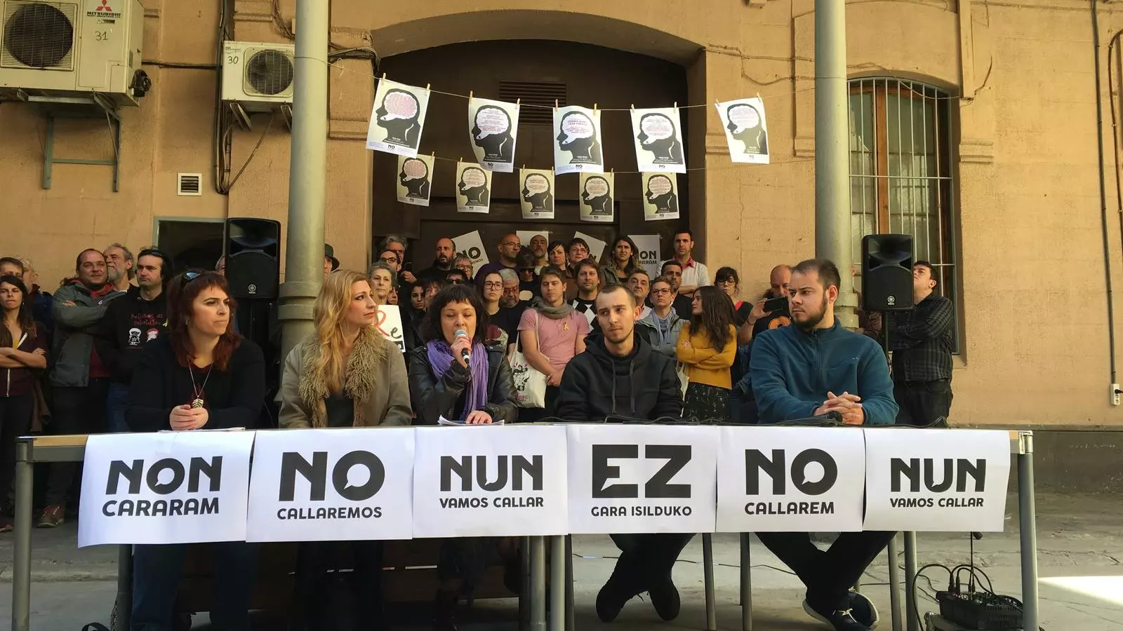 La plataforma No Callarem envoltarà La Model