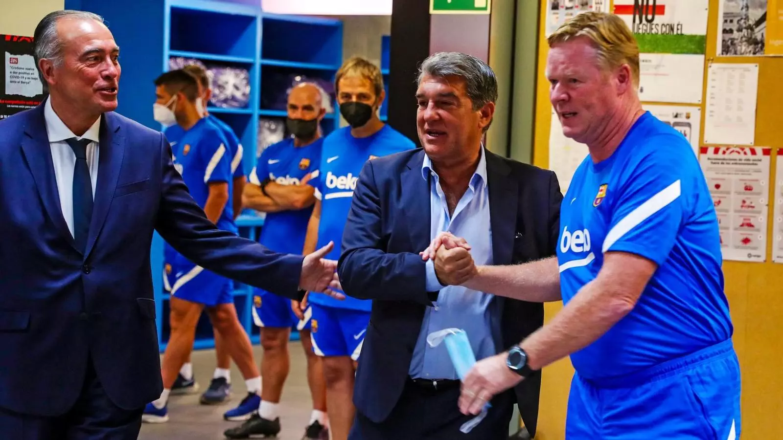 Rafael Yuste, Joan Laporta i Ronald Koeman