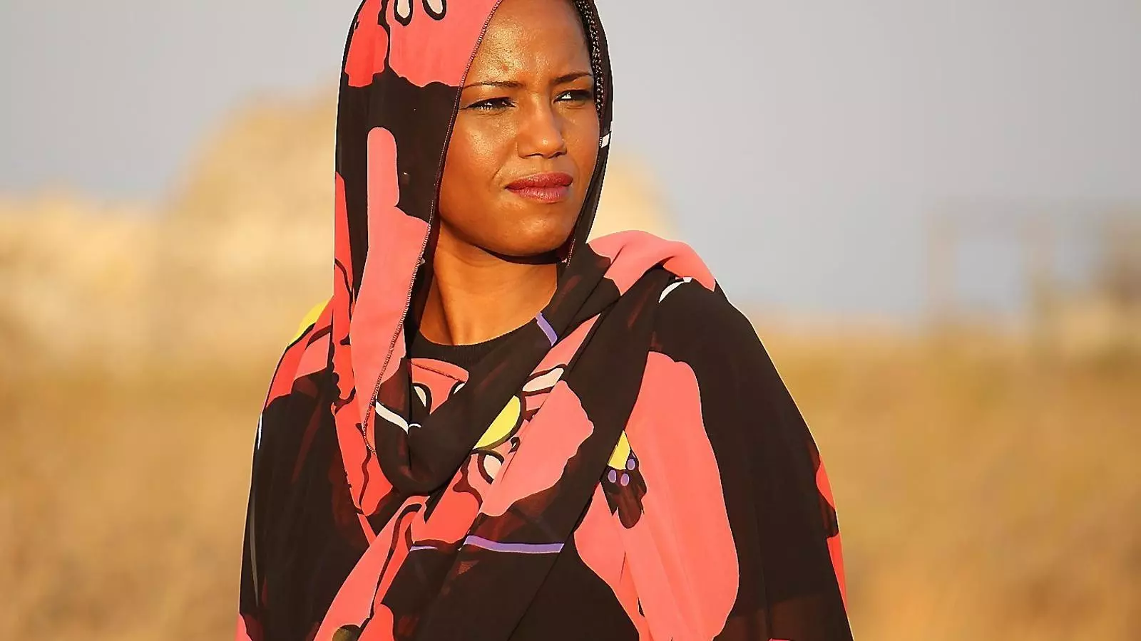 El viatge vital i sonor d’Aziza Brahim