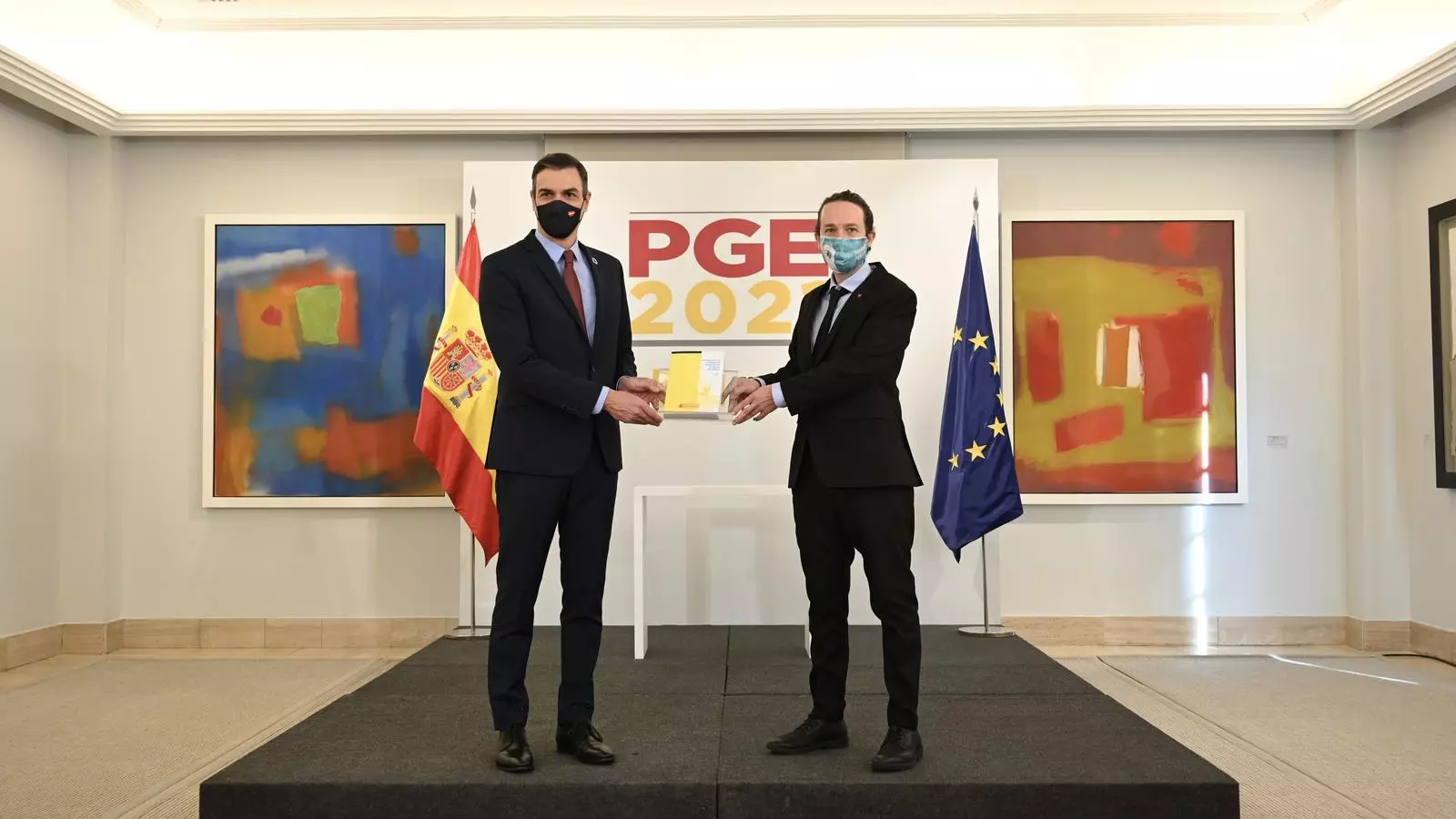 El president del govern espanyol, Pedro Sánchez, i el vicepresident segon, Pablo Iglesias, aquest dimarts durant la presentació dels pressupostos generals de l'Estat.