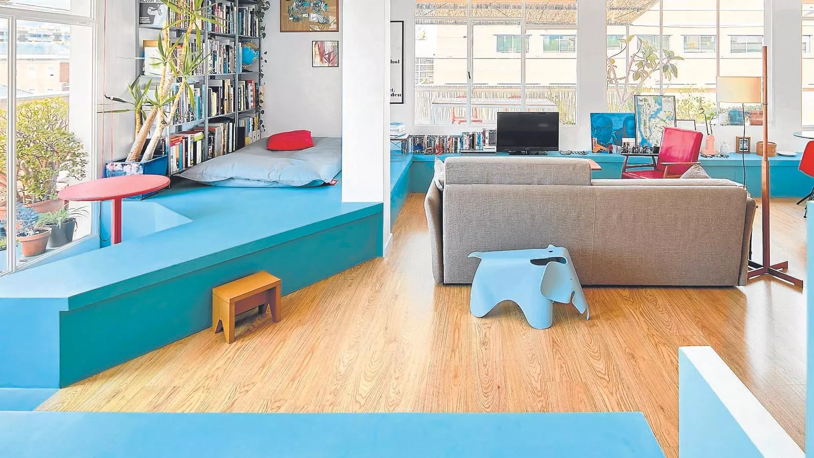 Blue Ribbon, interior d'un pis a l'Eixample de Studio Animal