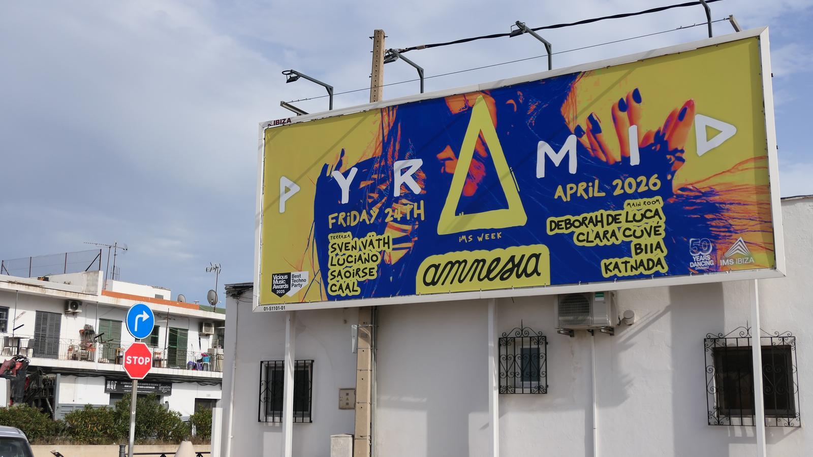 Cartell de l’opening d’Amnesia, la primera discoteca que ha obert el  2026.