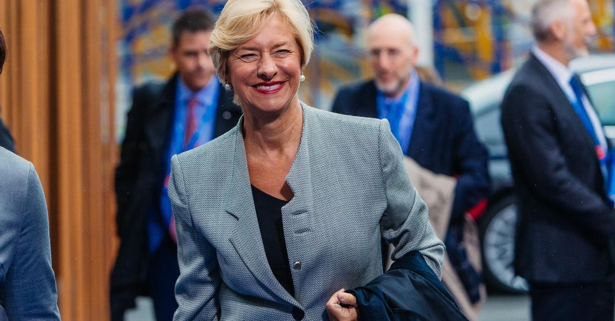 Roberta Pinotti says Europe miscalculated Putin's intent in 2014