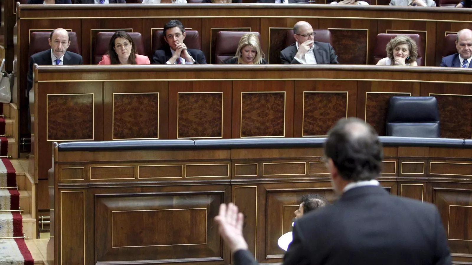 MÉS BRONCA QUE ACORDS
Aquesta legislatura el PSOE i el PP, que busca sortides a la crisi, han tingut enfrontaments al Congrés. Ara busquen consensos.