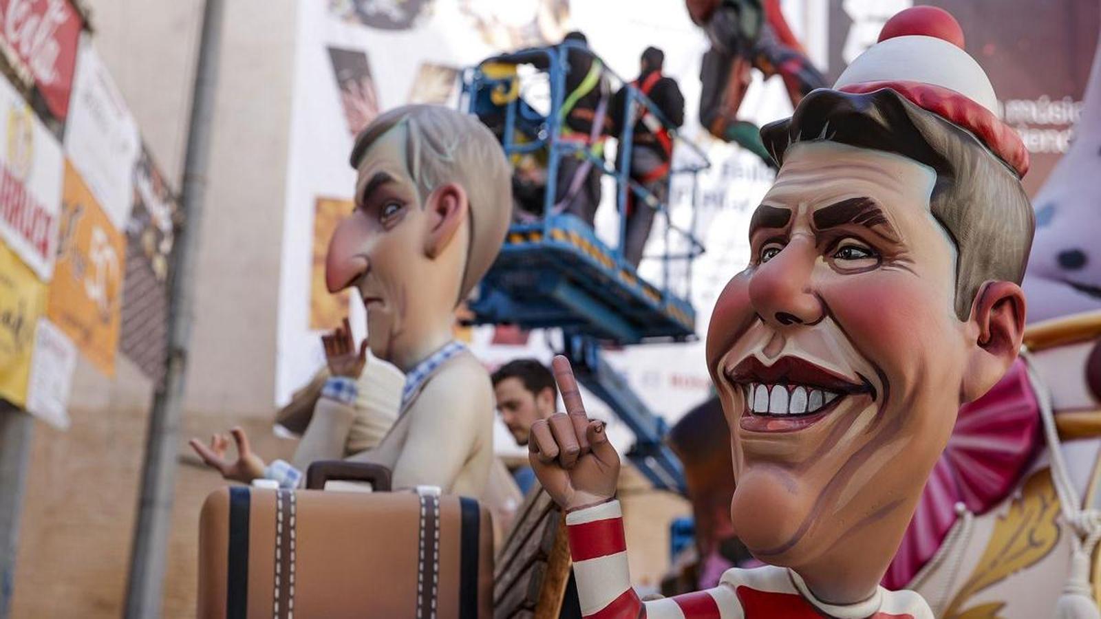 Carlos Mazón and Alberto Núñez Feijóo, represented in this year's fallas.