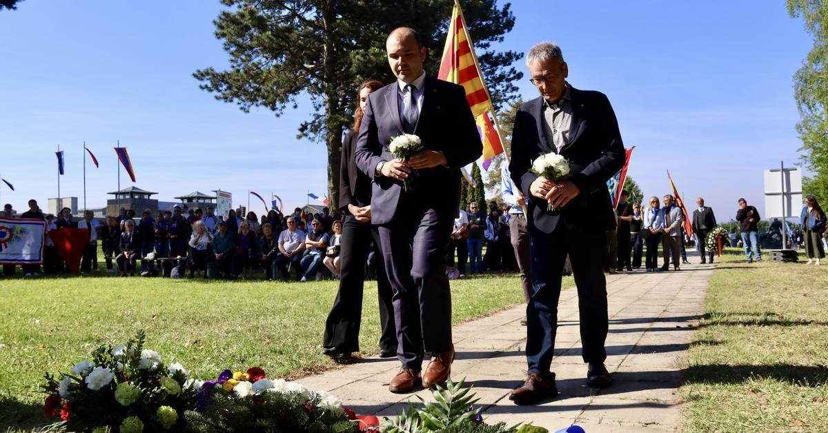 Dalmau anuncia des de Mauthausen que Catalunya arribarà a les 872 stolpersteine aquest any
