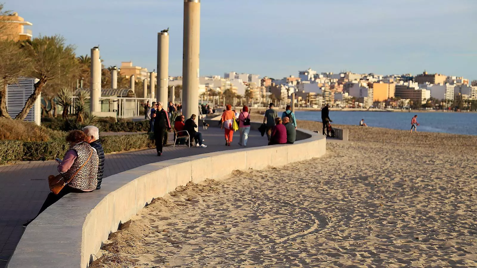 Turisme de sol, platja I coronavirus