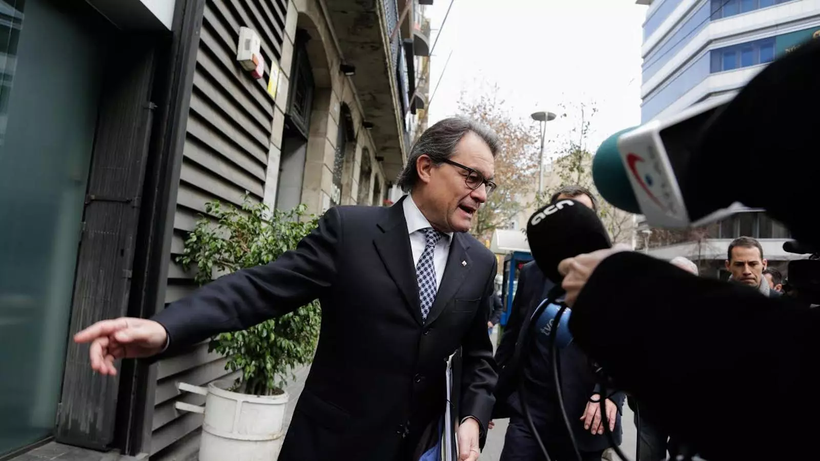Artur Mas arriba al comitè executiu nacional de CDC, l'endemà del 'no' definitiu de la CUP a la seva investidura / CRISTINA CALDERER