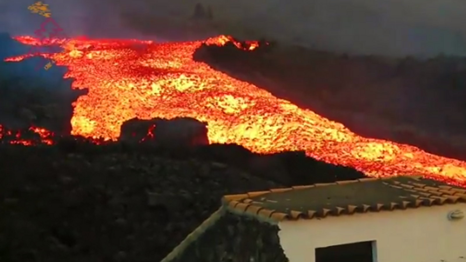La lava del volcà Cumbre Vieja baixant a gran velocitat