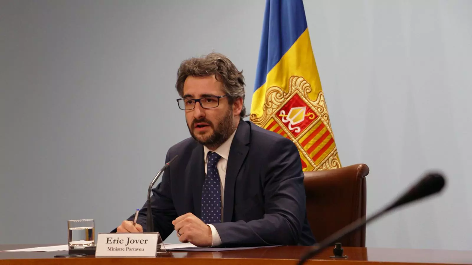 El ministre portaveu Eric Jover durant la roda de premsa posterior al Consell de Ministres. / T. N. (ANA)