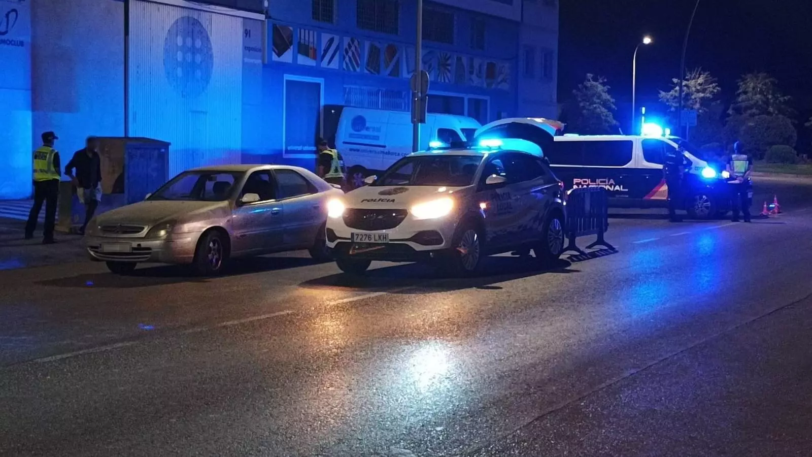 Dispositiu antibotellada de la Policia Local de Palma i la Policia Nacional.