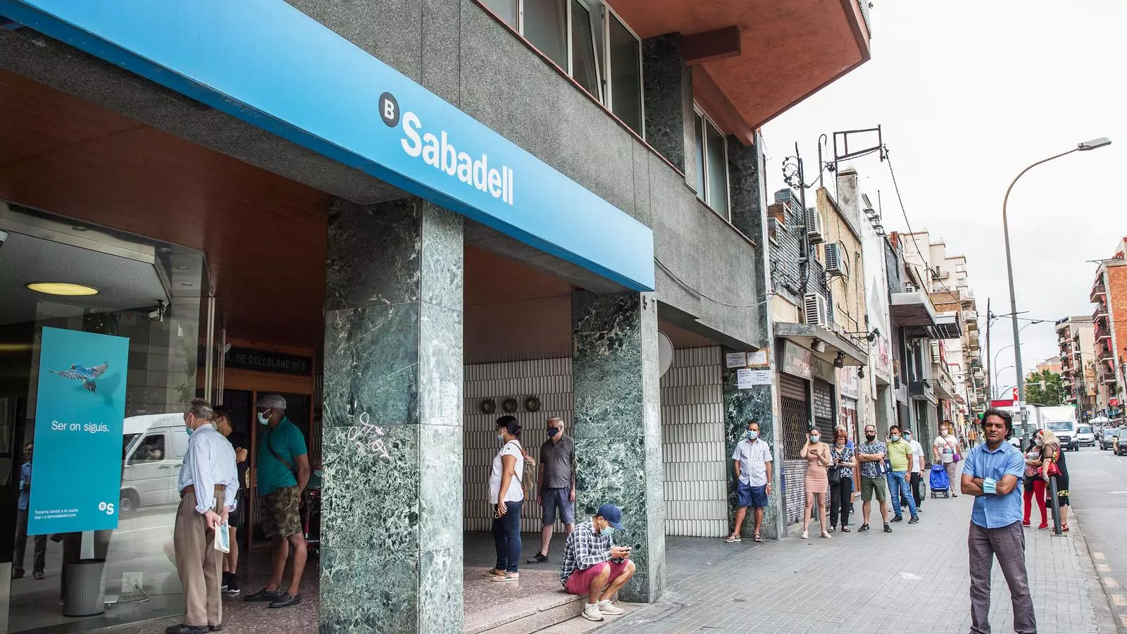 Les entitats bancàries han canalitzat el finançament a les empreses amb crèdits avalats per l'Estat a través de l'Institut Oficial de Crèdit.