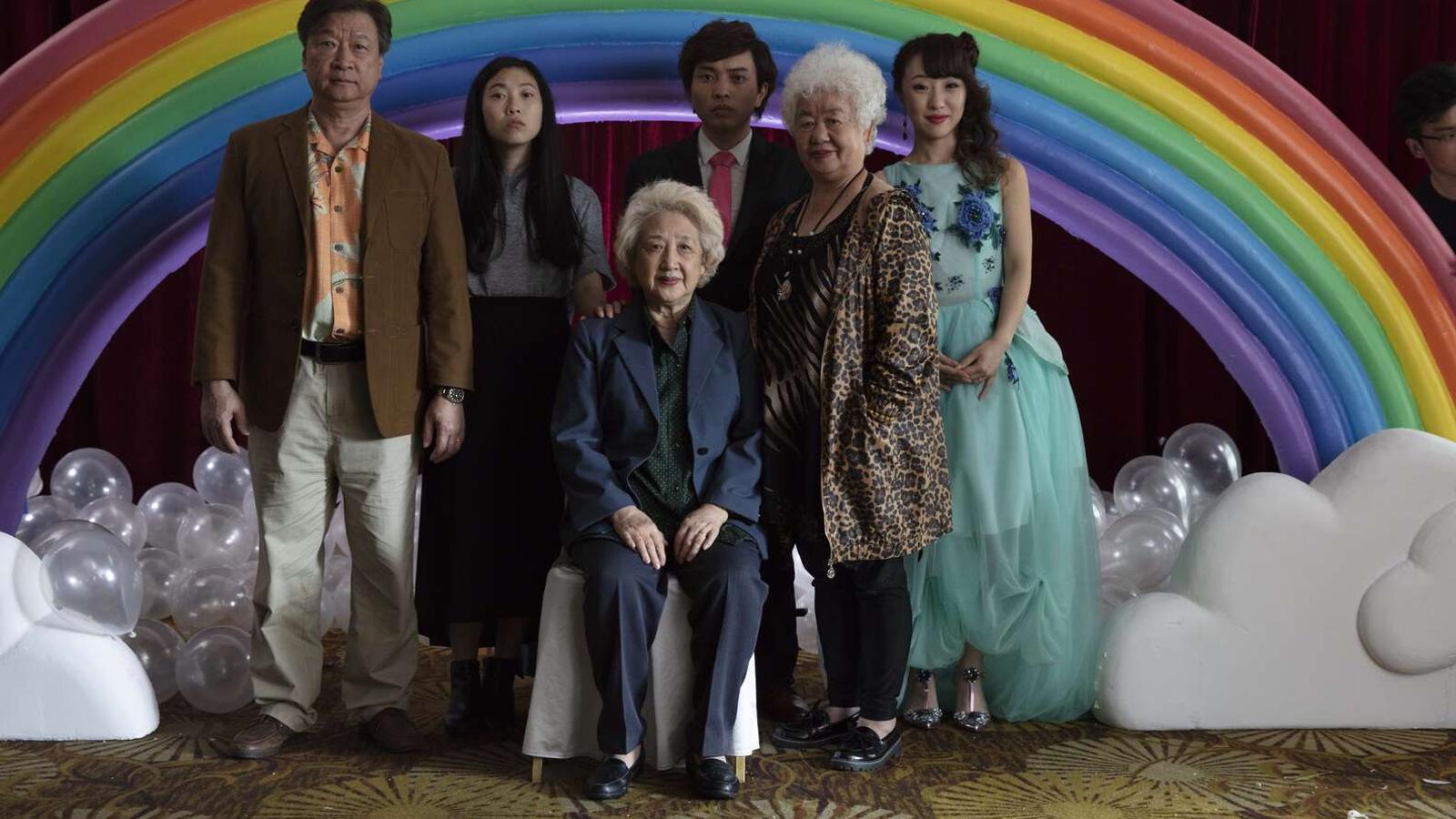 En 'The Farewell', Billie hace lo que cree que es mejor para su abuela, aunque eso pueda enfadarla.