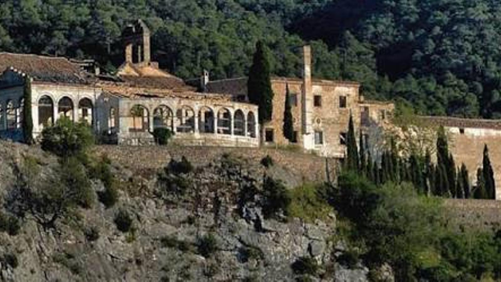 The old Cardó Spa aroused the interest of the Pascual Group, with a luxury project that finally was not executed