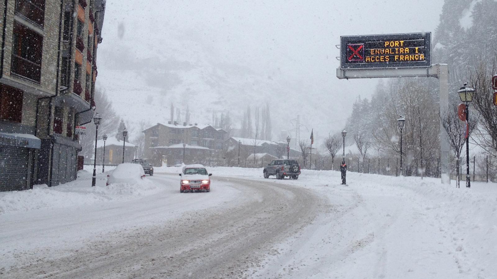 Carretera a l'alçada de Canillo / M.T.