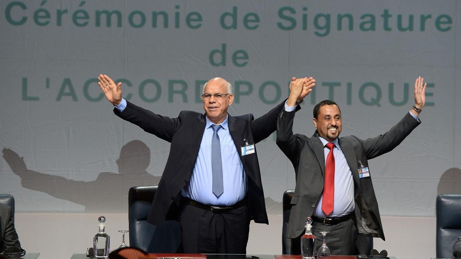 Diputats dels dos governs de Líbia pacten un principi d’acord