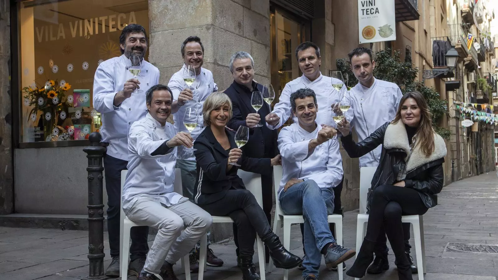 Francesc Rovira, Sílvia Hofmann, Javier i Sergio Torres, Mateu Casañas, Oriol Castro, Eduard Xatruch i Quim i Eva Vila durant la presentació.