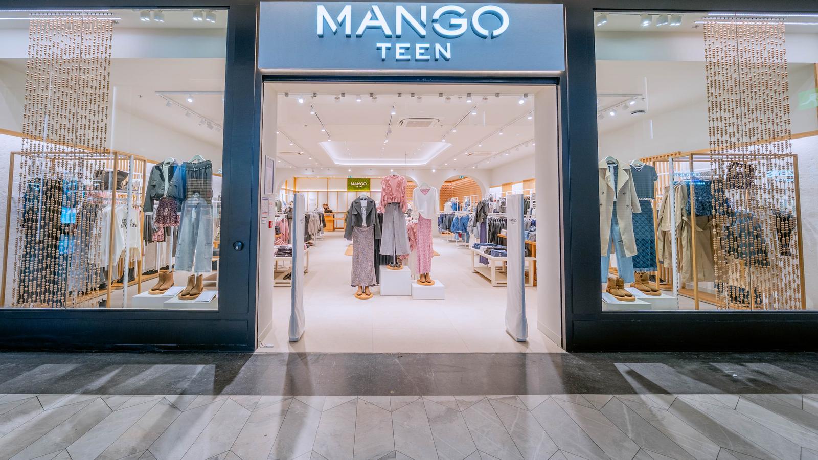 A Mango Teen store