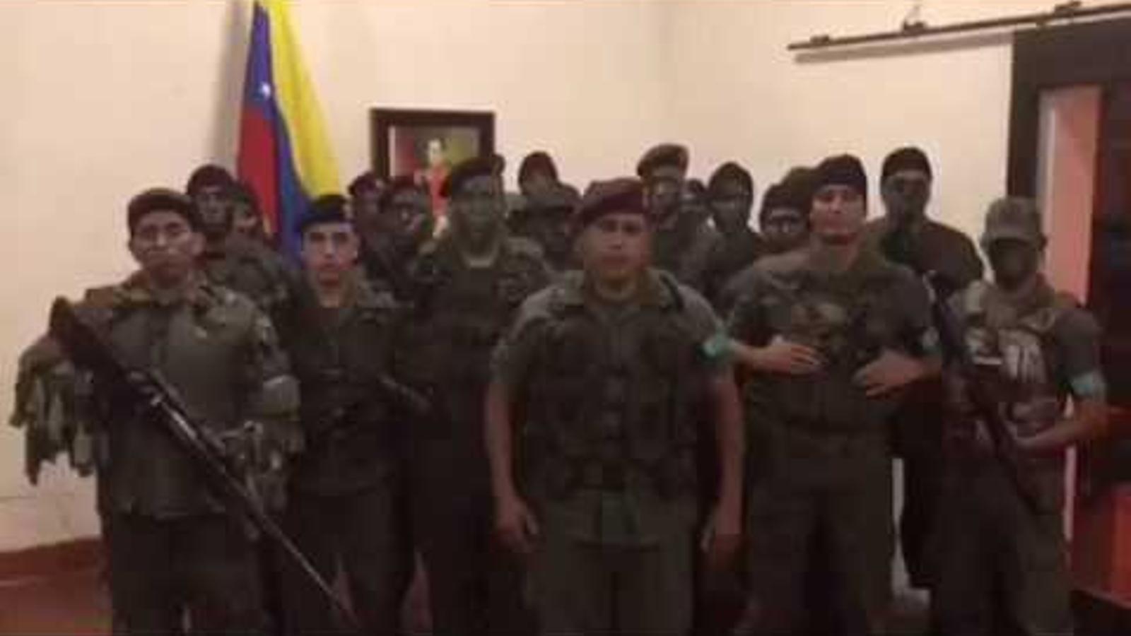 El comandant del grup militar que s'ha revelat contra el govern de Maduro aquest matí ha explicat els motius de l'alçament
