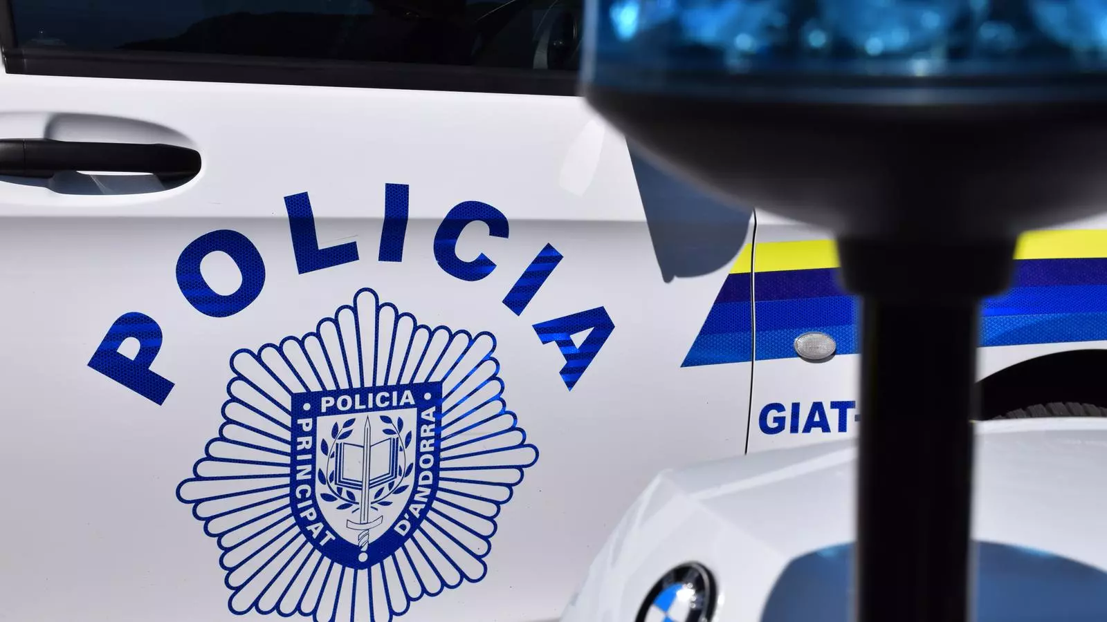 Un vehicle policial.