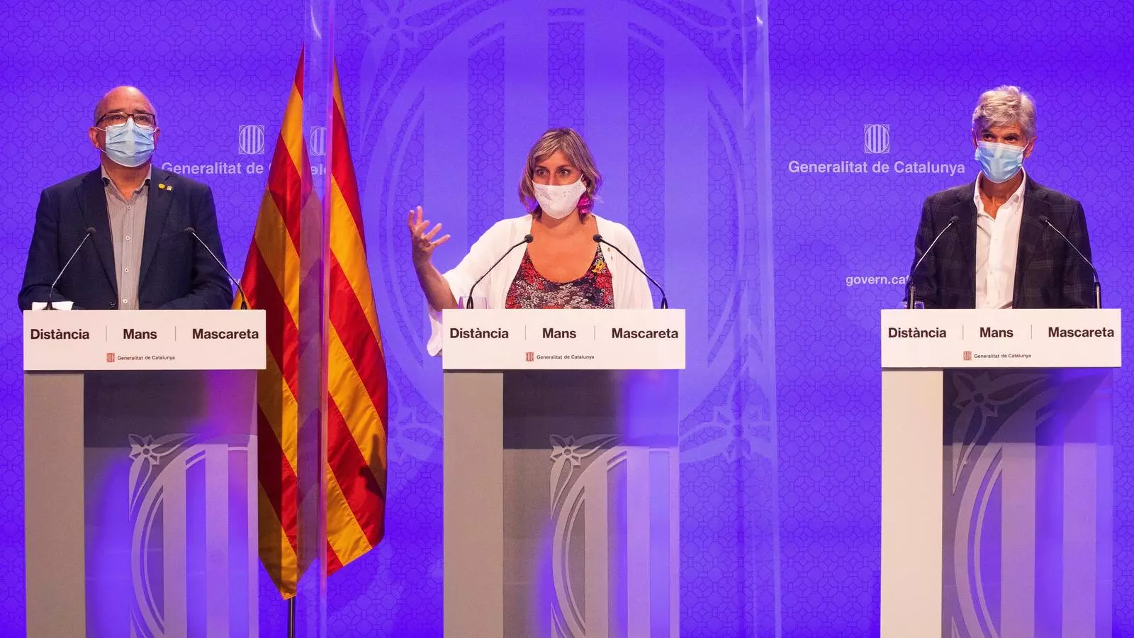 Els consellers Bargalló i Vergés i el secretari de Salut Pública, Josep Maria Argimon.