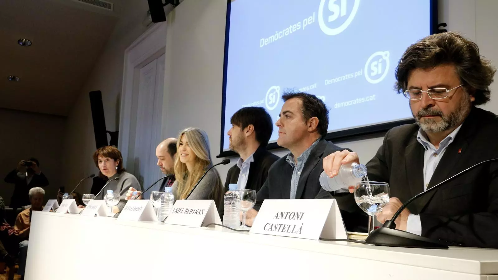 Antoni Castellà presideix l'acte de presentació de la campanya de Demòcrates pel sí al referèndum