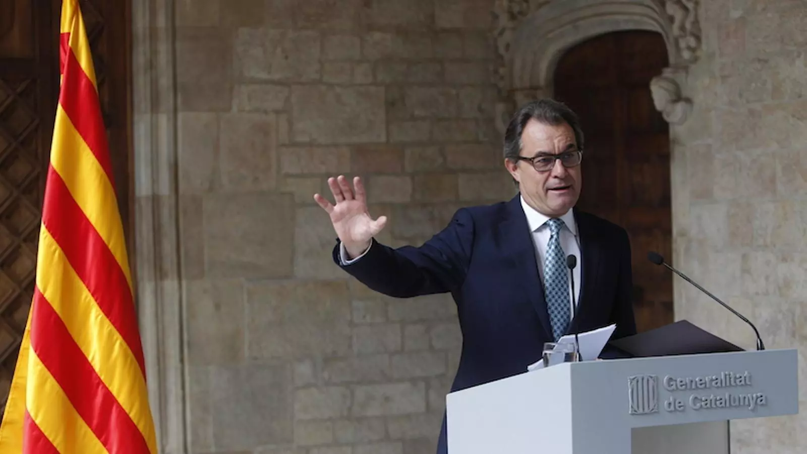 El president de la Generalitat, durant la compareixença per anunciar l'alternativa a la consulta / PERE TORDERA