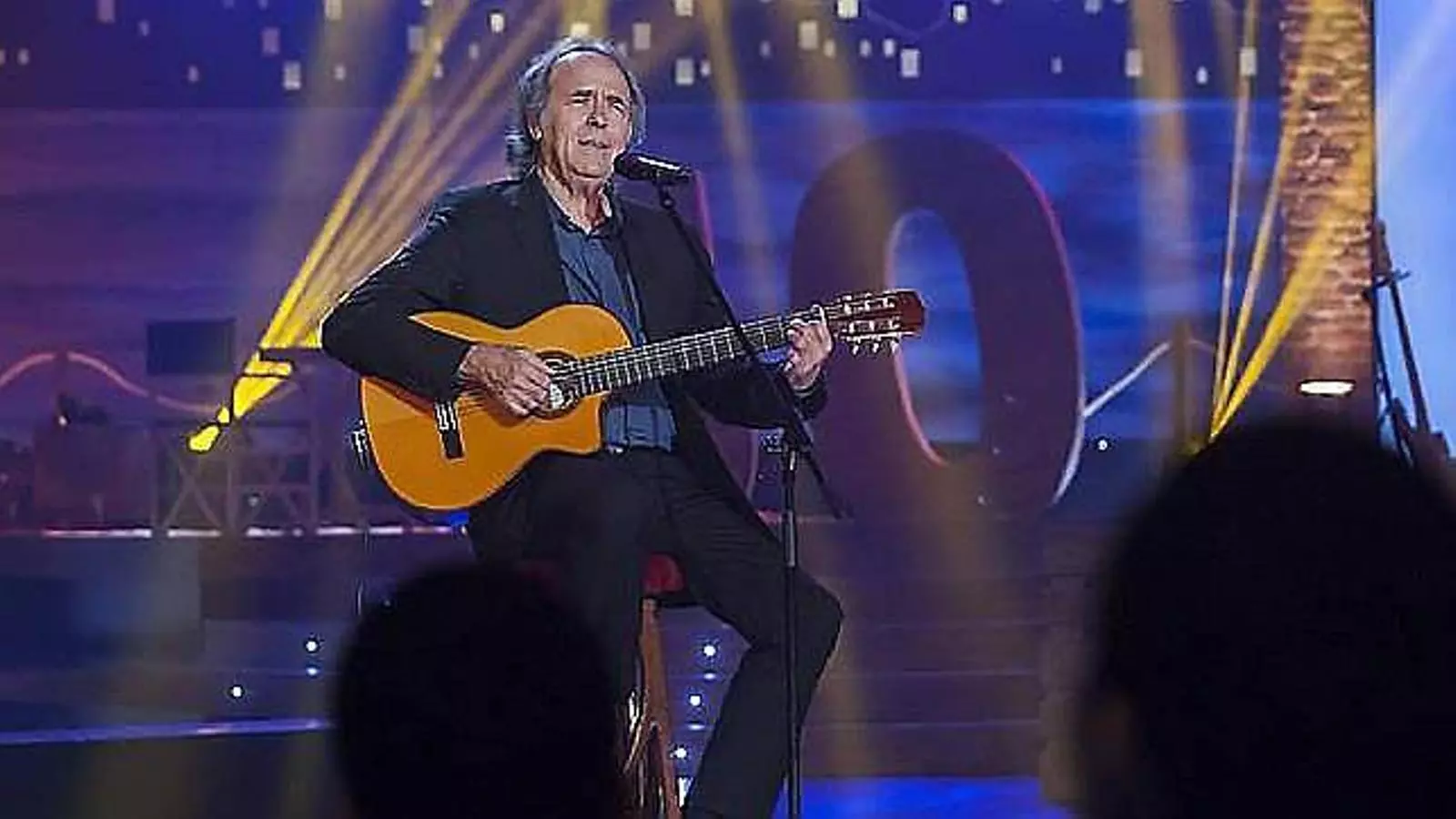 Serrat i el català