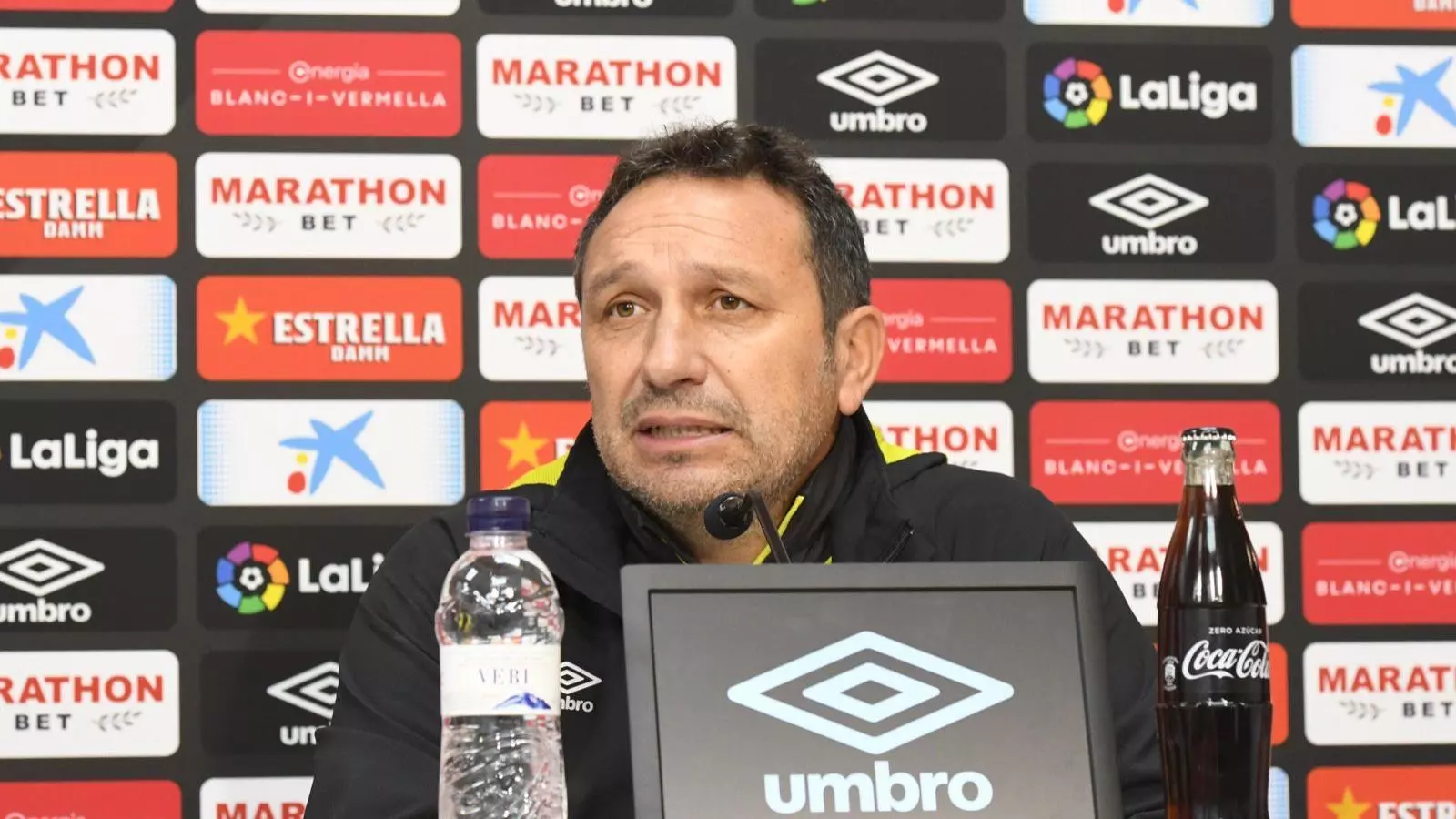 Eusebio Sacristán, a la sala de premsa de Montilivi