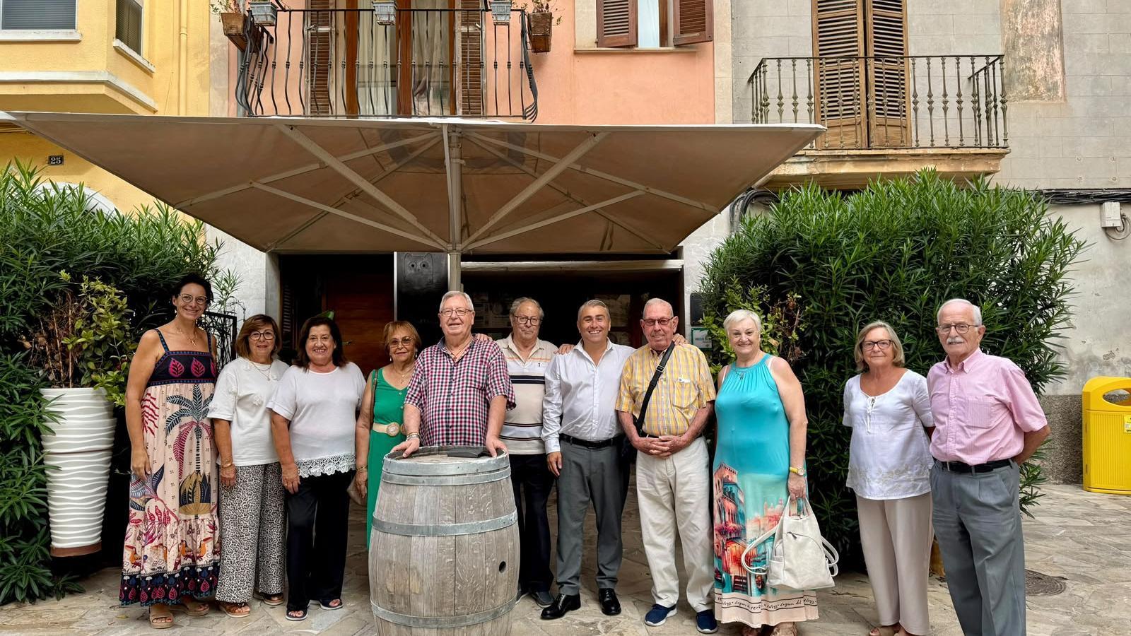 Representants de les Associacions de Gent Gran d'Inca.