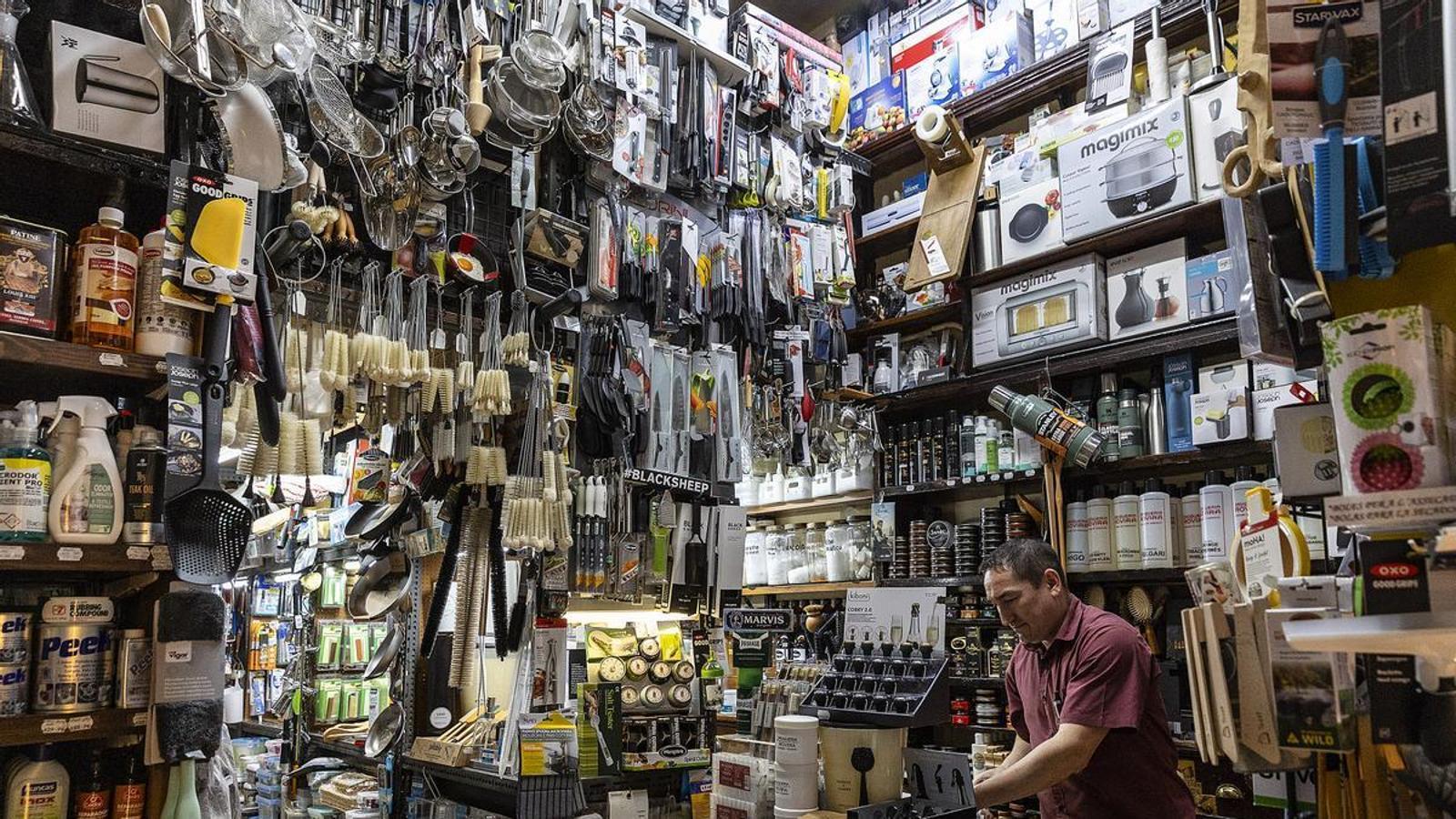 One employee among thousands of products