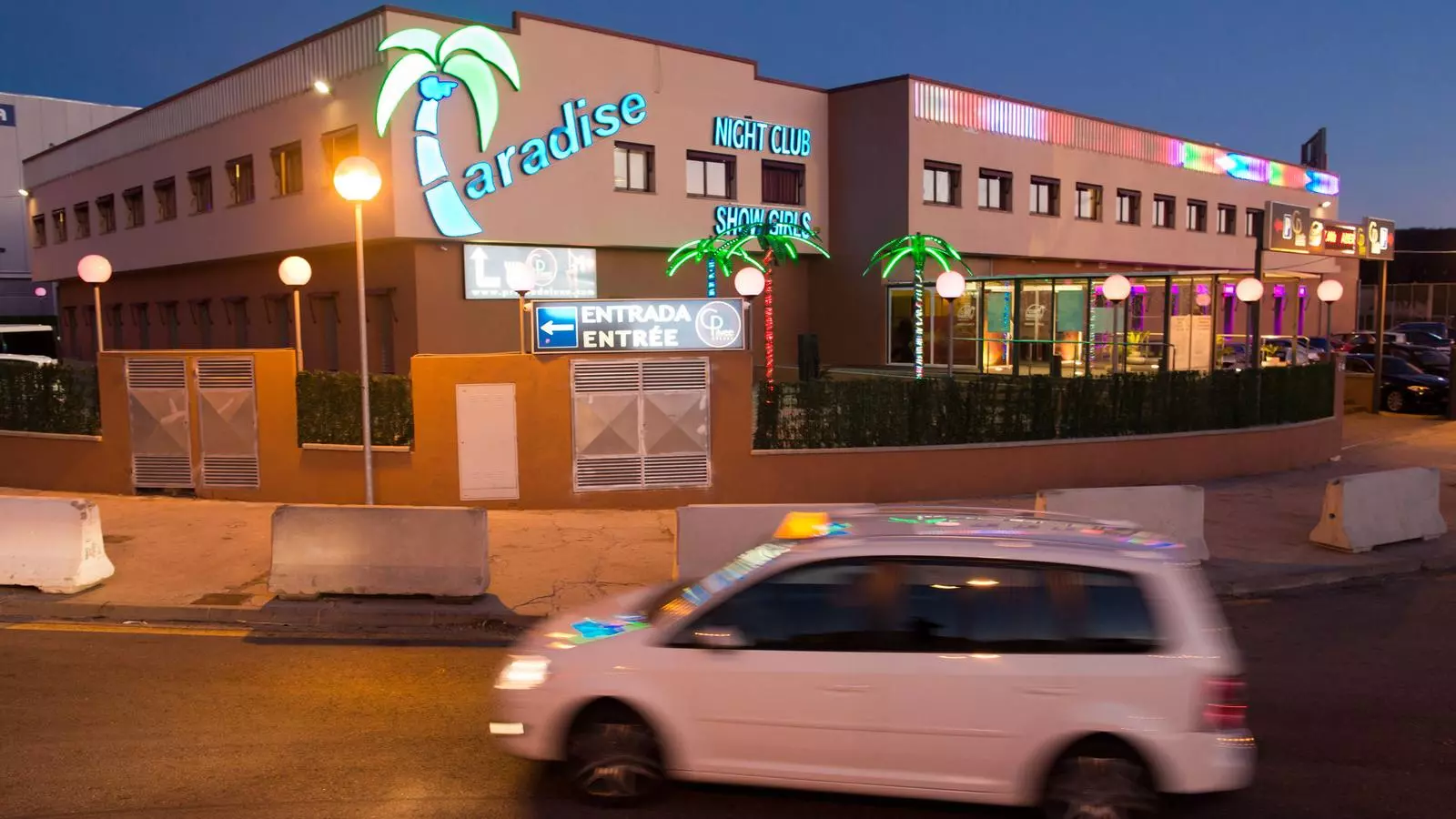 Multa de 50.000 euros al Paradise per gravar les prostitutes al vestidor
