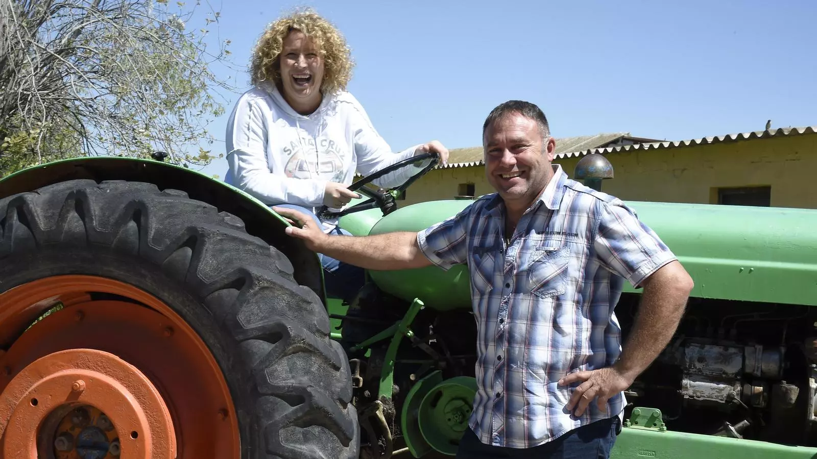 Anna Otin i Jordi Pujol Dolcet, dos dels protagonistes d''Alcarràs'