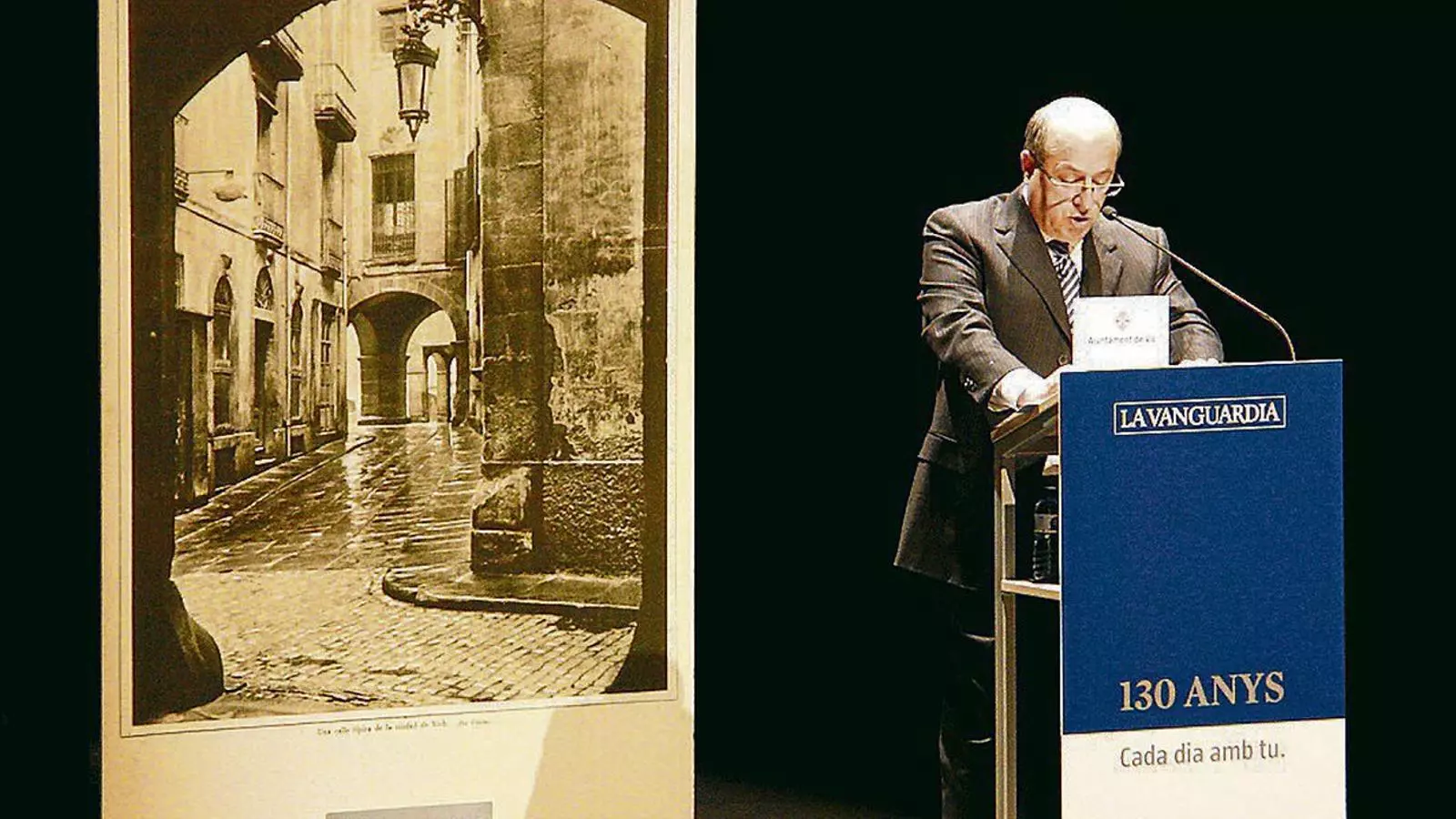 José Antich va ser director de La Vanguardia entre el març del 2000 i el desembre del 2013. Fins a l’1 de juny era corresponsal diplomàtic a París.