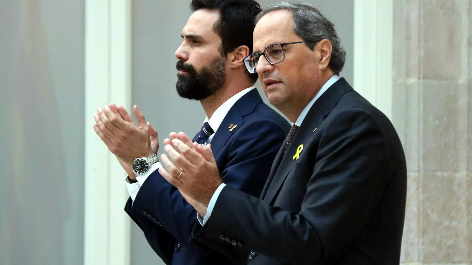 El president de la Generalitat, Quim Torra, i el president del Parlament, Roger Torrent, en la seva compareixença al Parlament