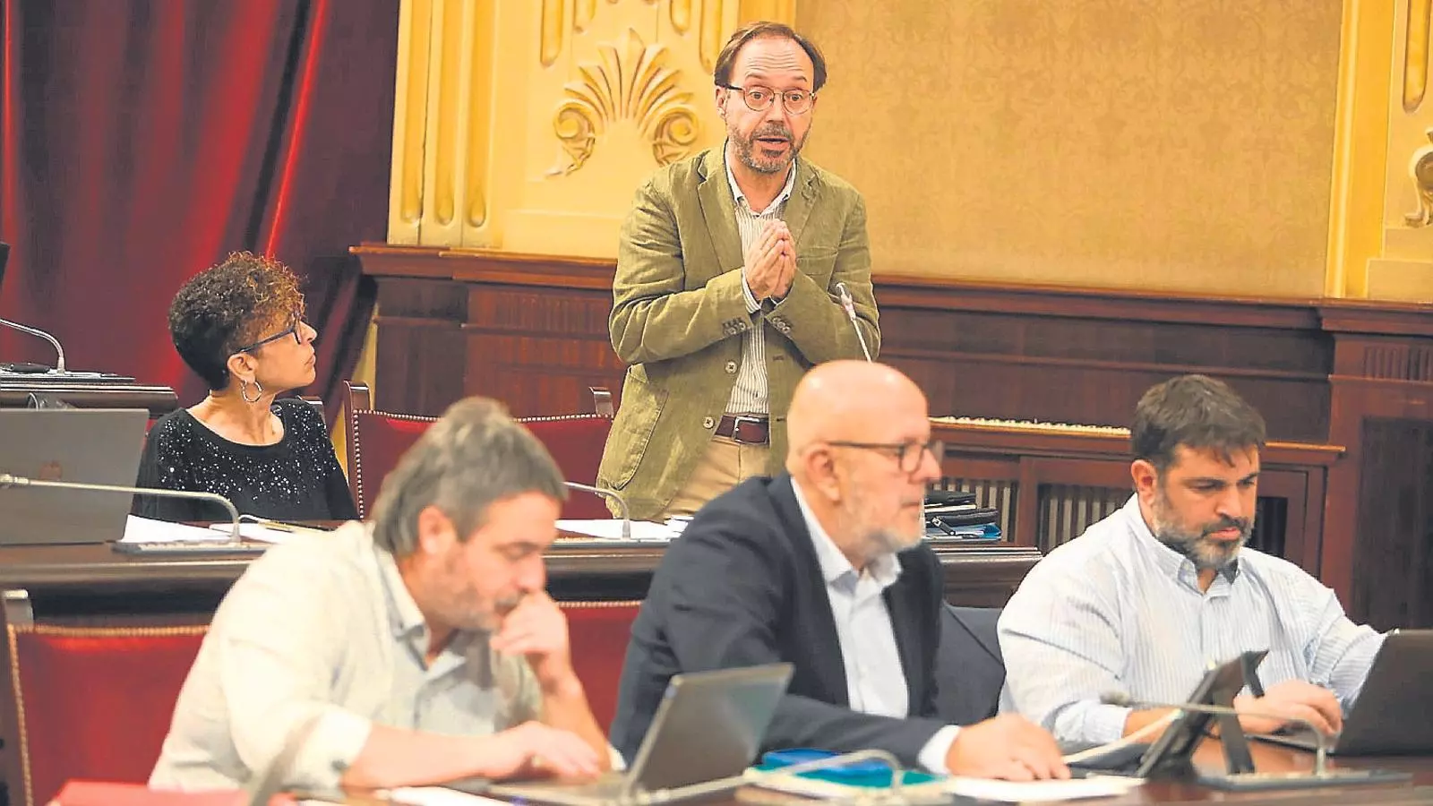 Els dos diputats de Més per Menorca, Patrícia Font i Josep Castells.