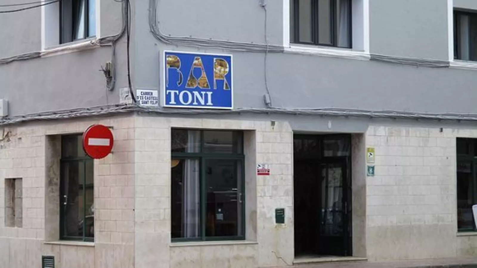 El bar Toni és un dels establiments més emblemàtics del municipi.