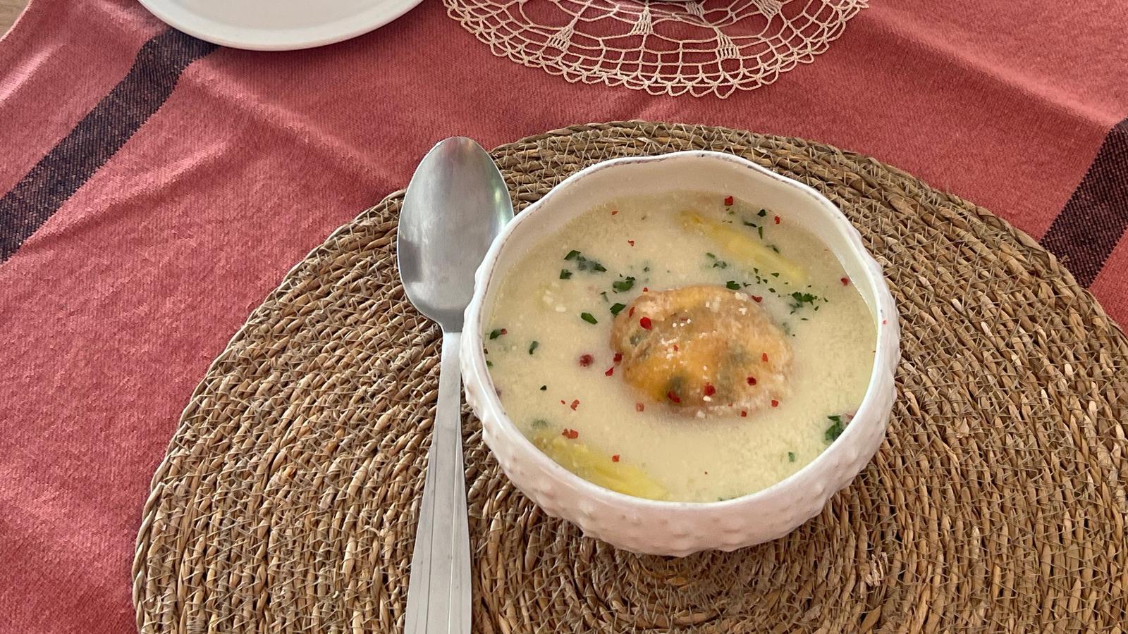 Adaptation of Brother Roger's stuffed egg soup.