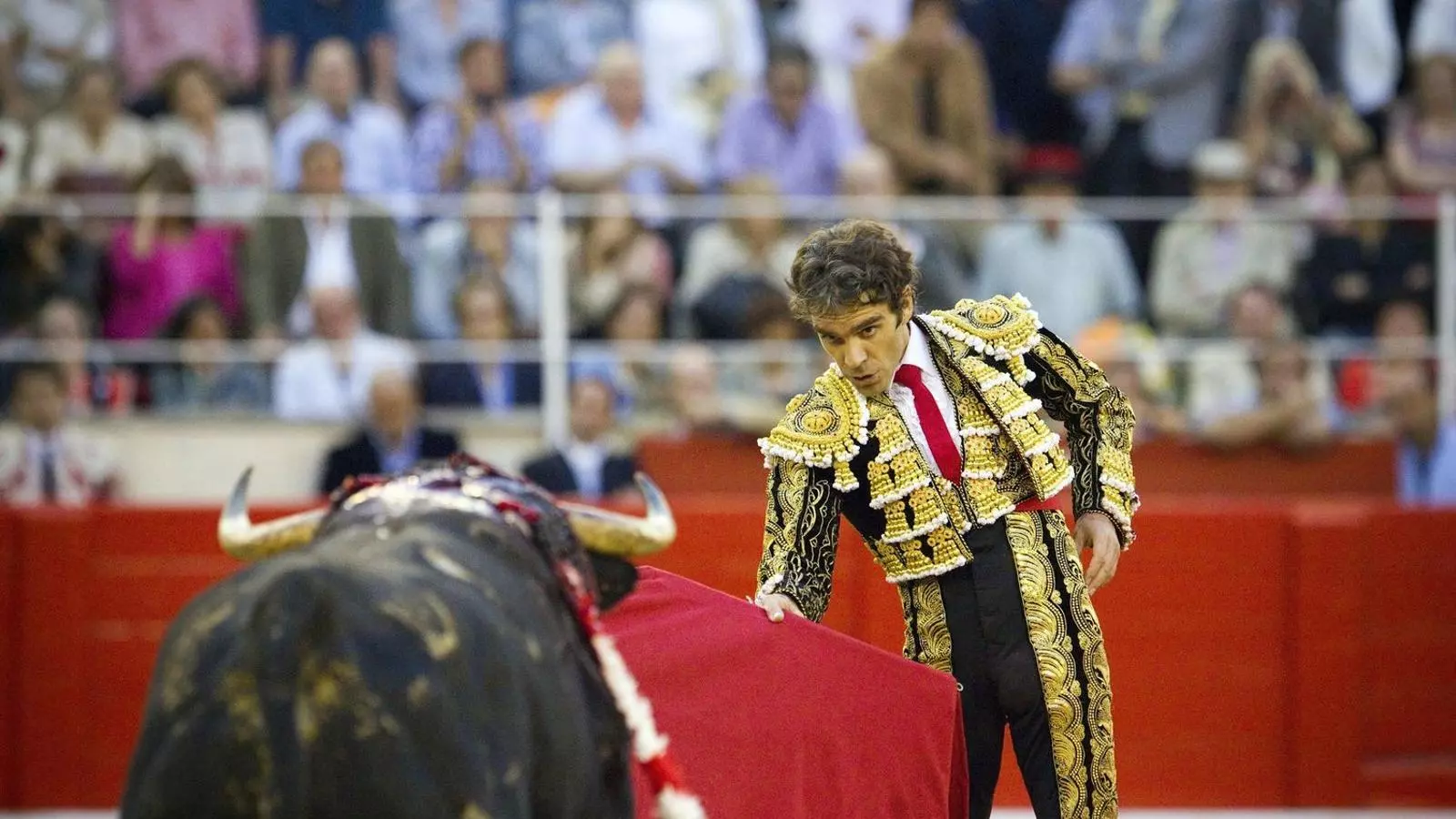 El torero madrileny José Tomás, en una de les seves 'actuacions' a la Monumental de Barcelona