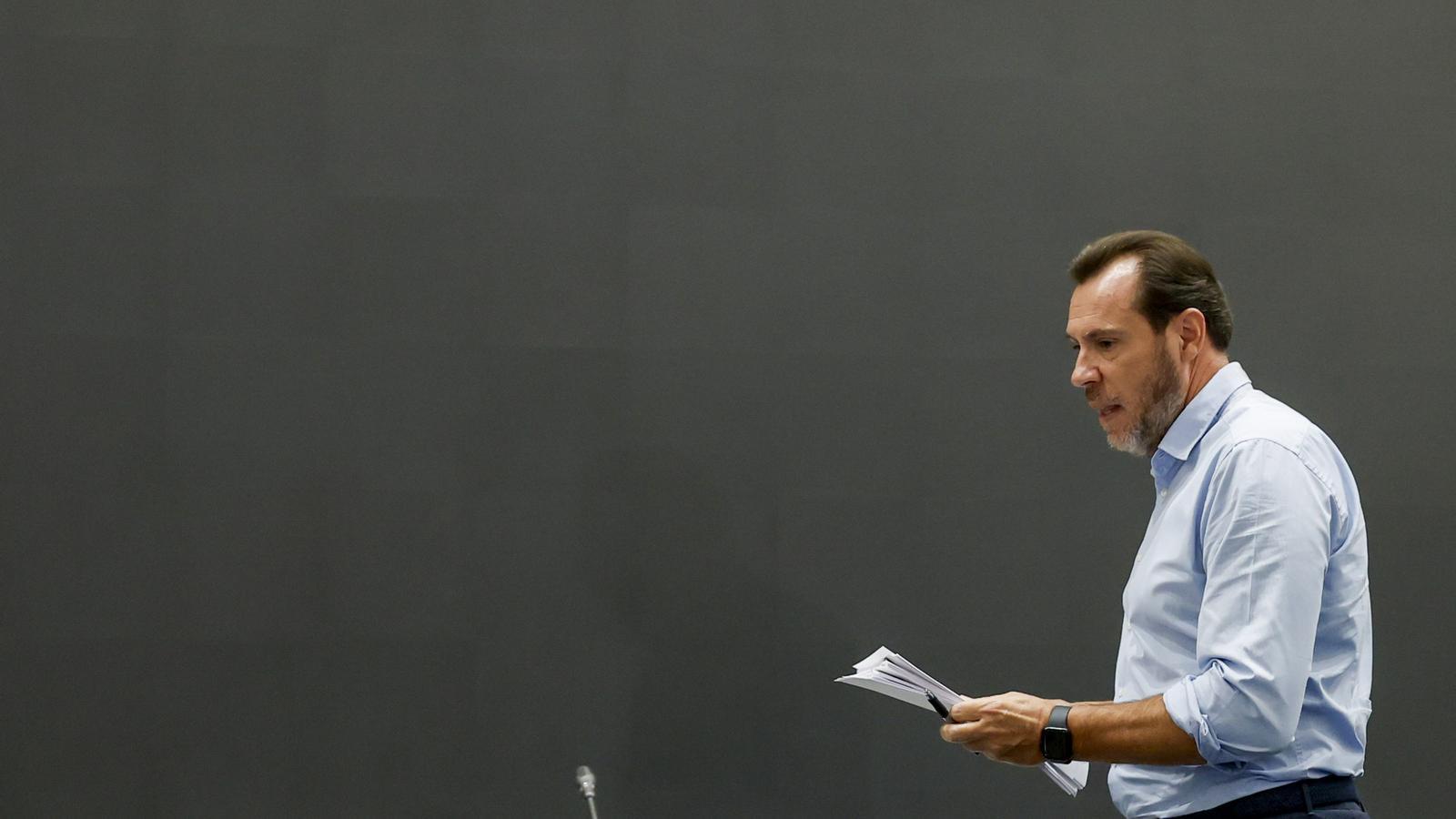 Óscar Puente in a press conference to give explanations for the Urda tragedy.