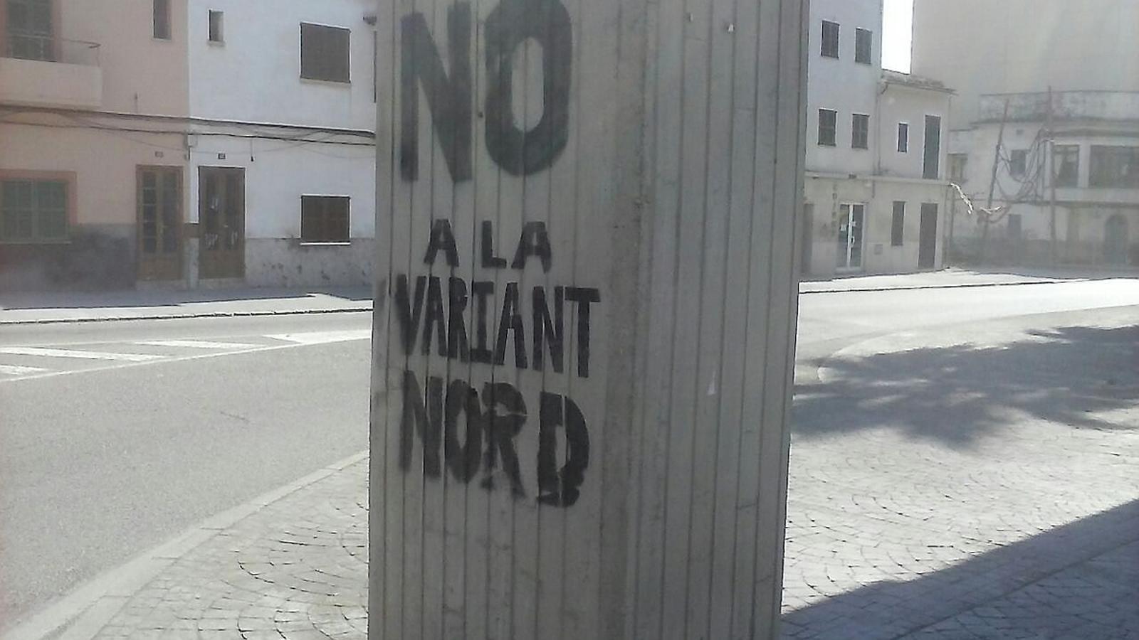 L’associació contra la variant nord         es desvincula de les pintades