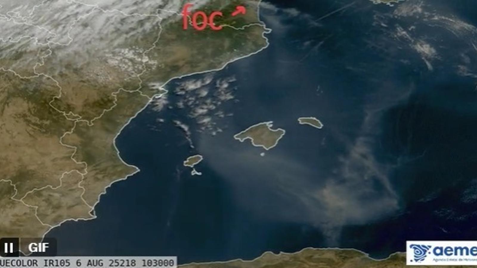 El humo y la ceniza de Francia se desplaza hacia las Islas.