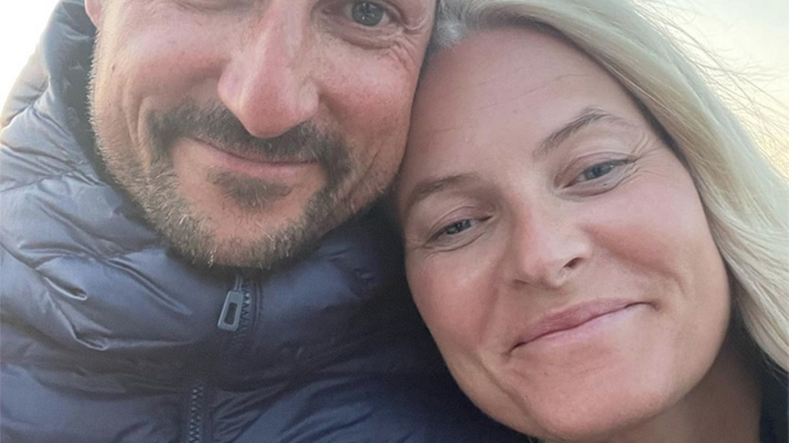 El selfide Haakon i Mette-Marit per celebrar el seu vntè aniversari de noces