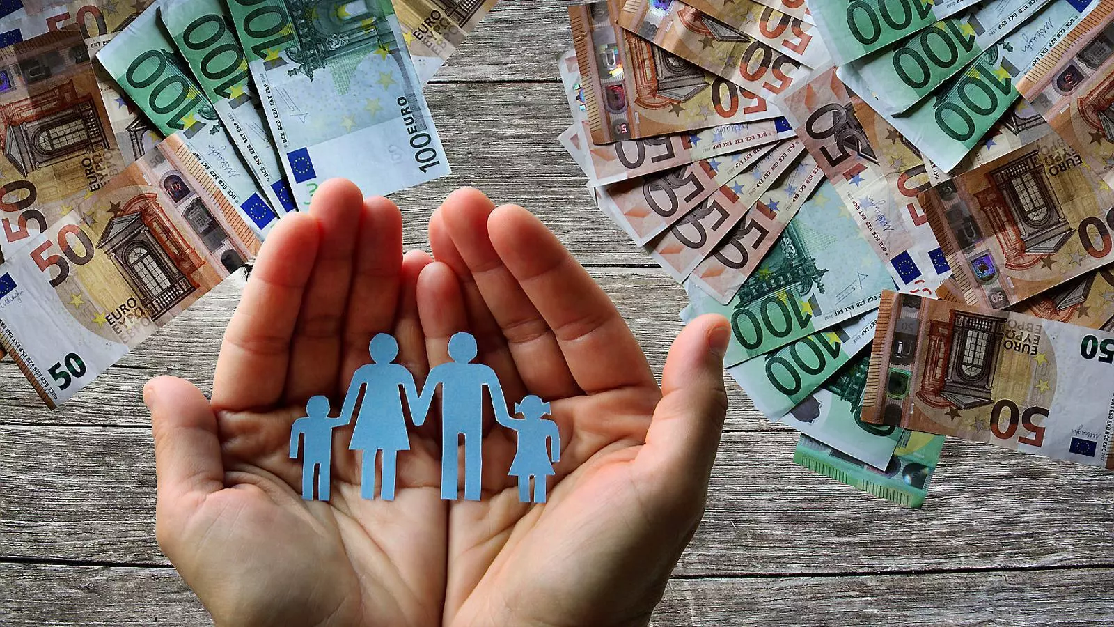 Gestionar l’arribada d’un nadó a casa El mètode kakebo La criança: un cost mensual de 551 euros