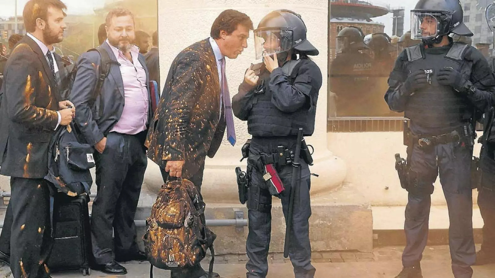 L'anàlisi d'Antoni Bassas: 'Voltors, okupes i desokupes el mateix dia'