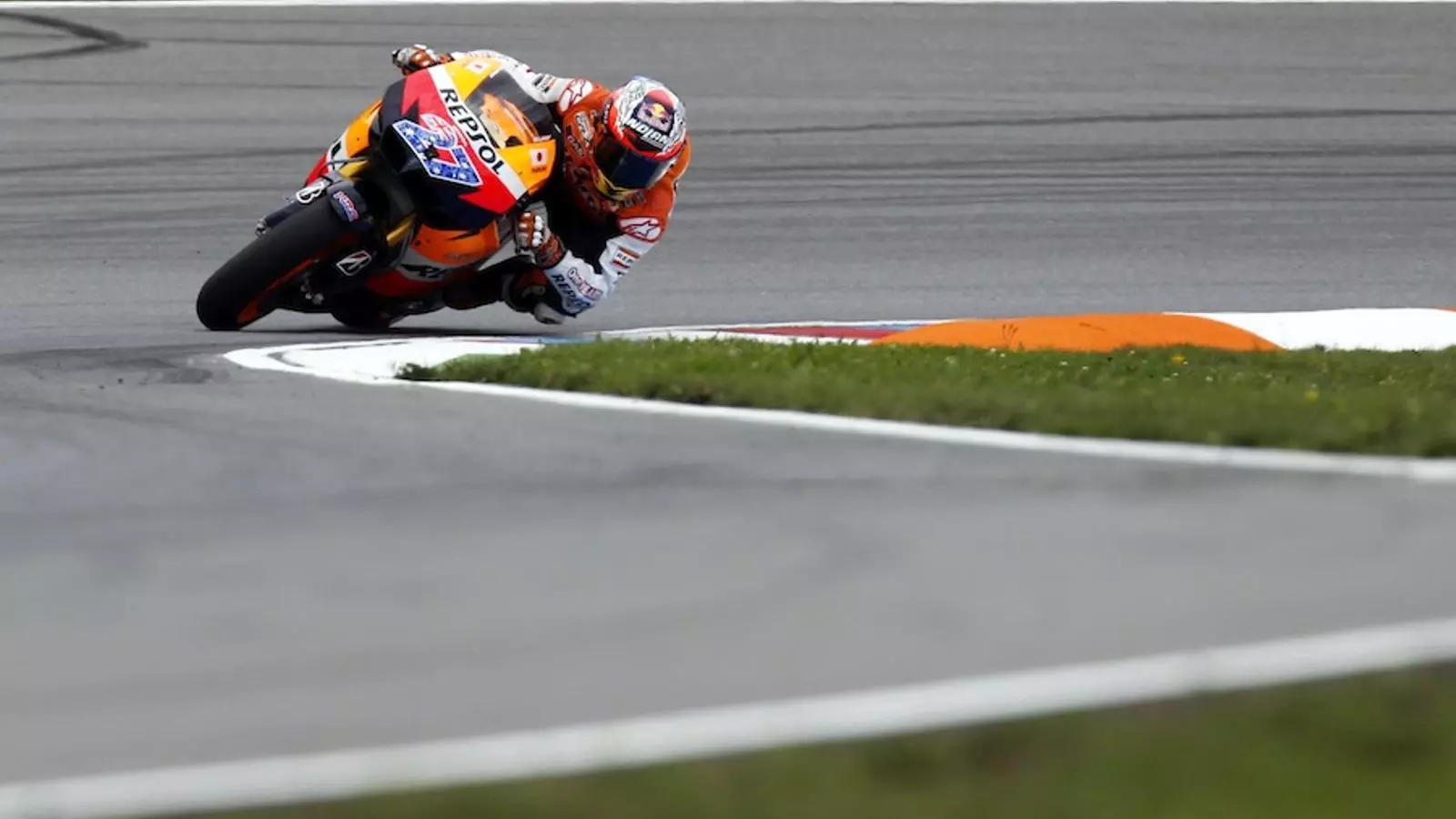 Casey Stoner ha guanyat a Brno amb molta superioritat