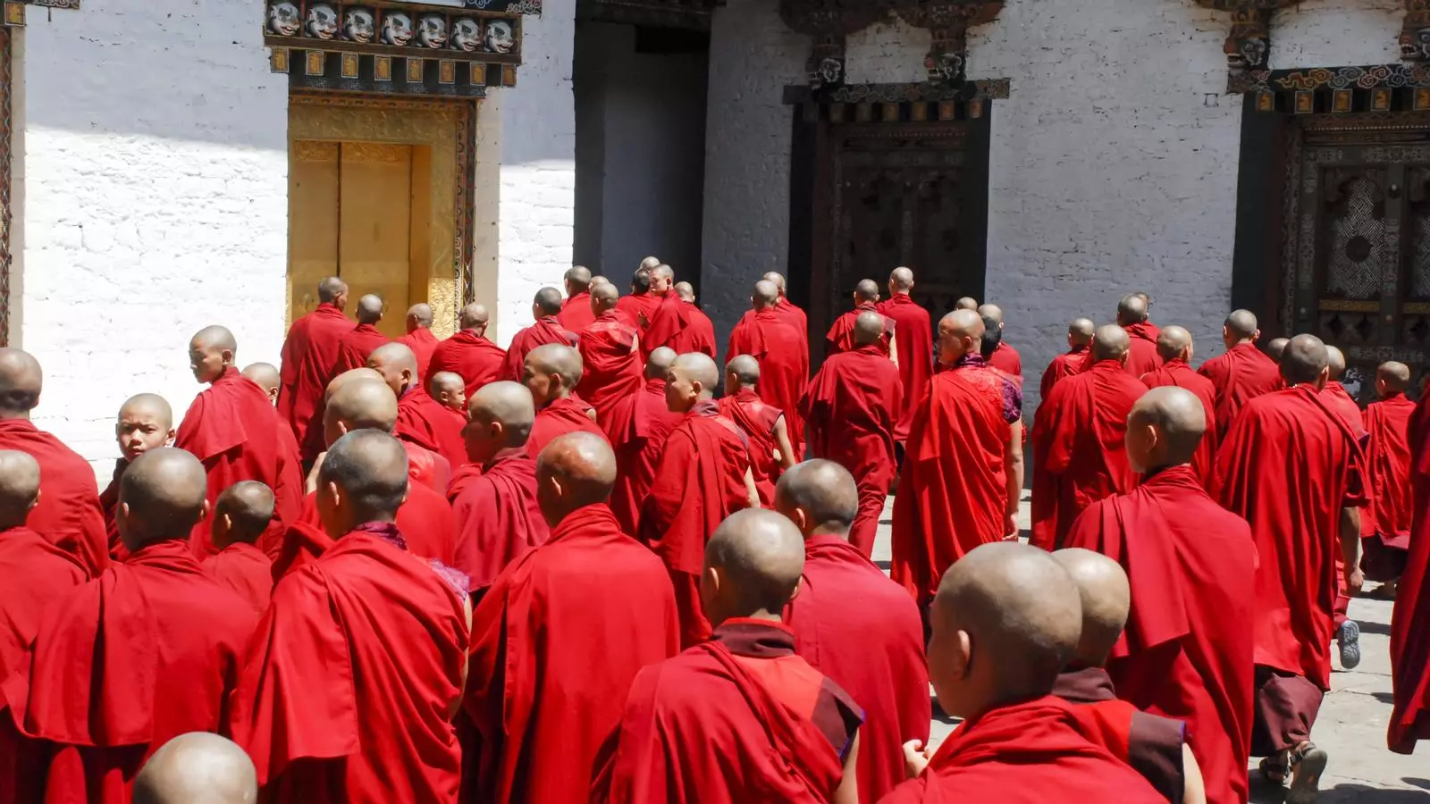 Monjos budistes a Buthan.