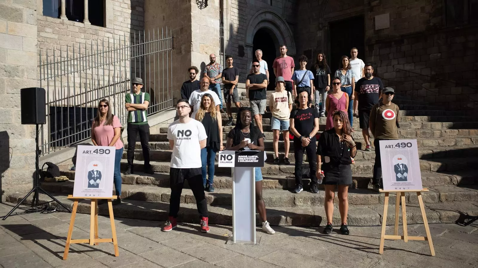 La campanya de No Callarem es va presentar dilluns a la plaça del Rei