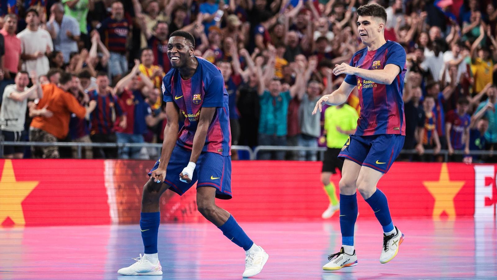 The futsal Barça celebrates one of its goals against ElPozo